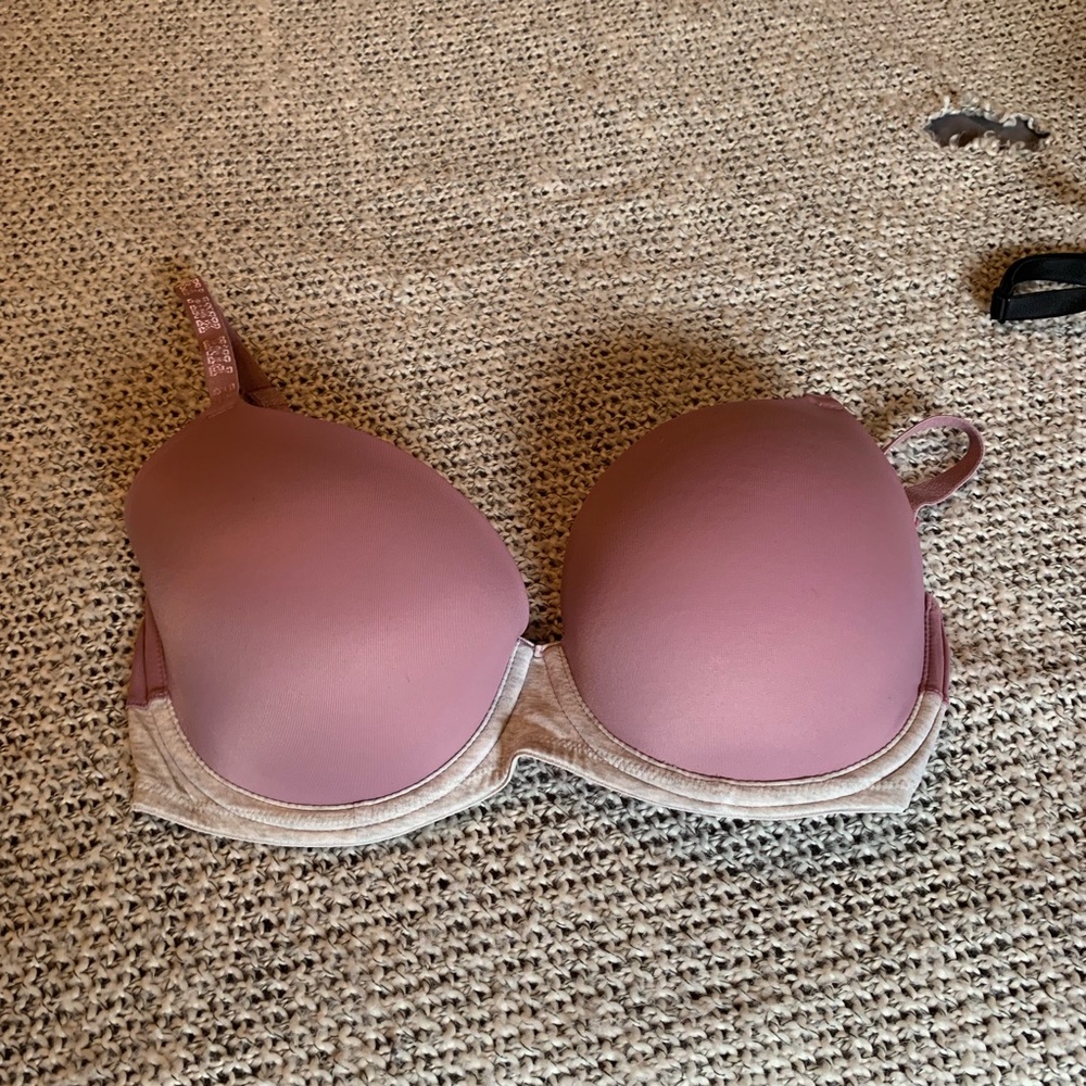VS bra 34D barely worn